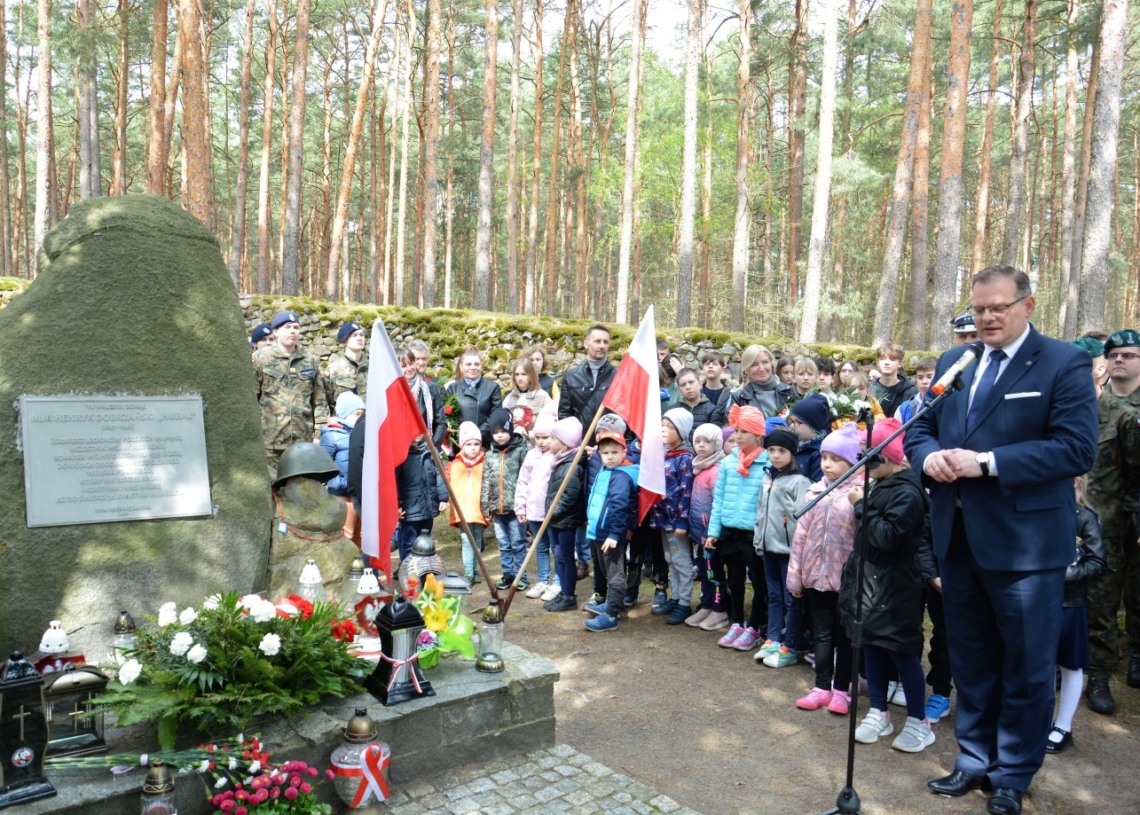 83. rocznica śmierci mjr. Henryka Dobrzańskiego. Obchody w Anielinie