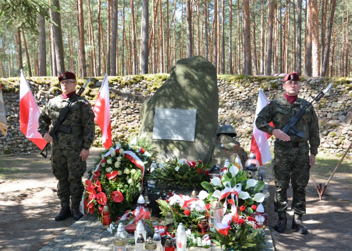 Dzień Pamięci o mjr. Henryku Dobrzańskim „Hubalu” w Anielinie [ZDJĘCIA]