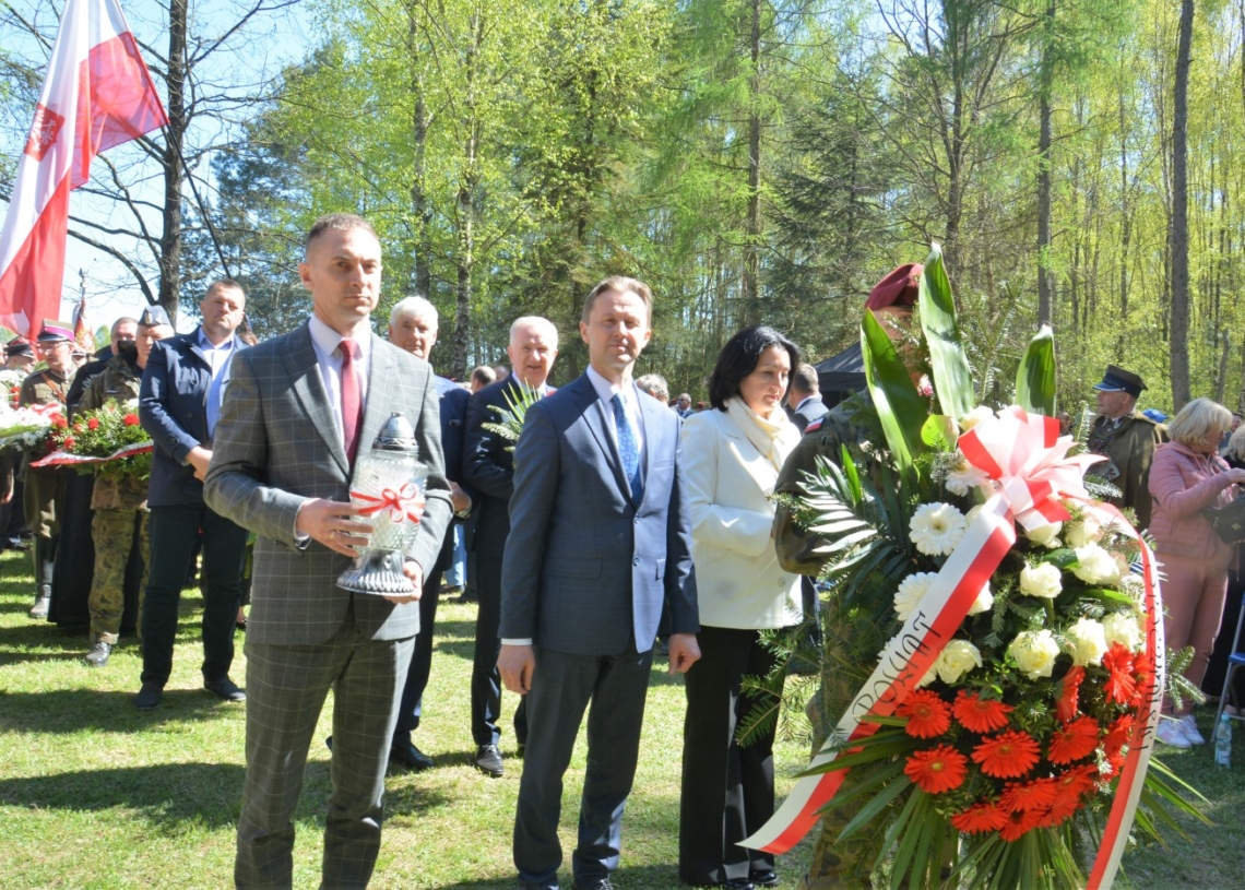Dzień Pamięci o mjr. Henryku Dobrzańskim „Hubalu” w Anielinie [ZDJĘCIA]