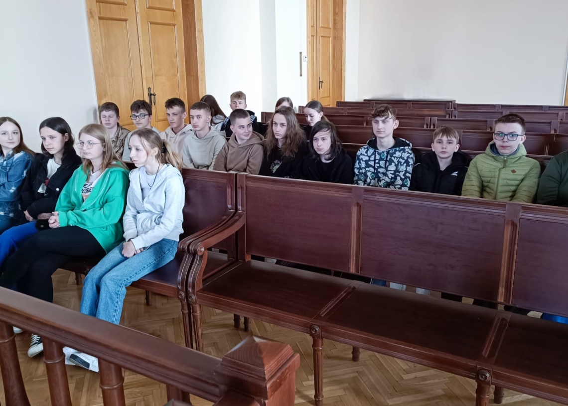 Nietypowa lekcja WOS-u w piotrkowskim sądzie