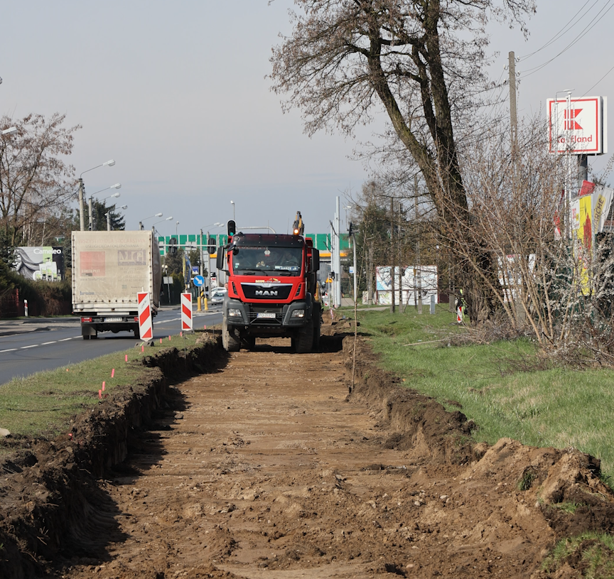 Modernizacja trasy tramwajowej do Konstantynowa. Wykonawca kupuje tłuczeń [ZDJECIA]