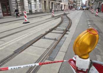 zatrzymanie tramwajów linii 15