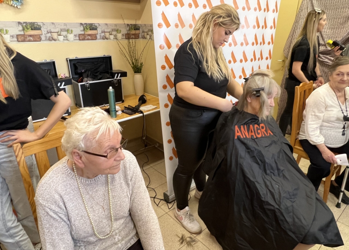 Salon piękności w Domu Dziennego Pobytu w Łodzi