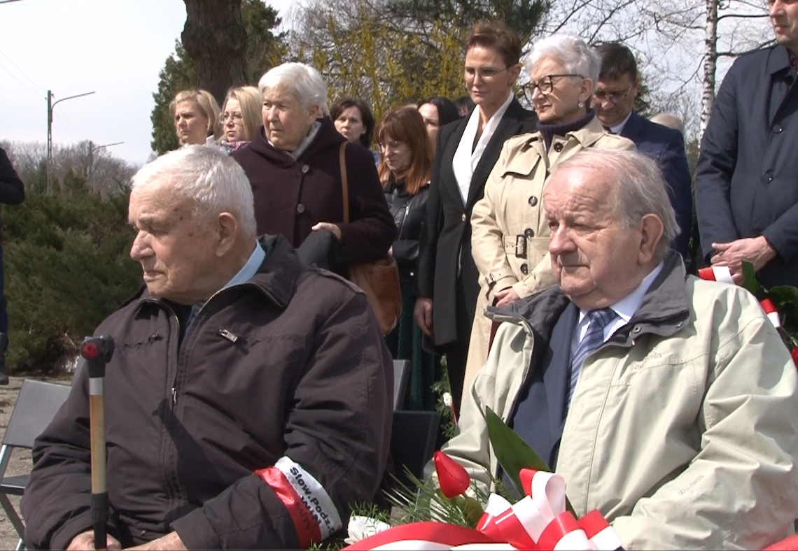 83. rocznica mordu katyńskiego. Uroczystości w Łodzi i regionie [ZDJĘCIA]