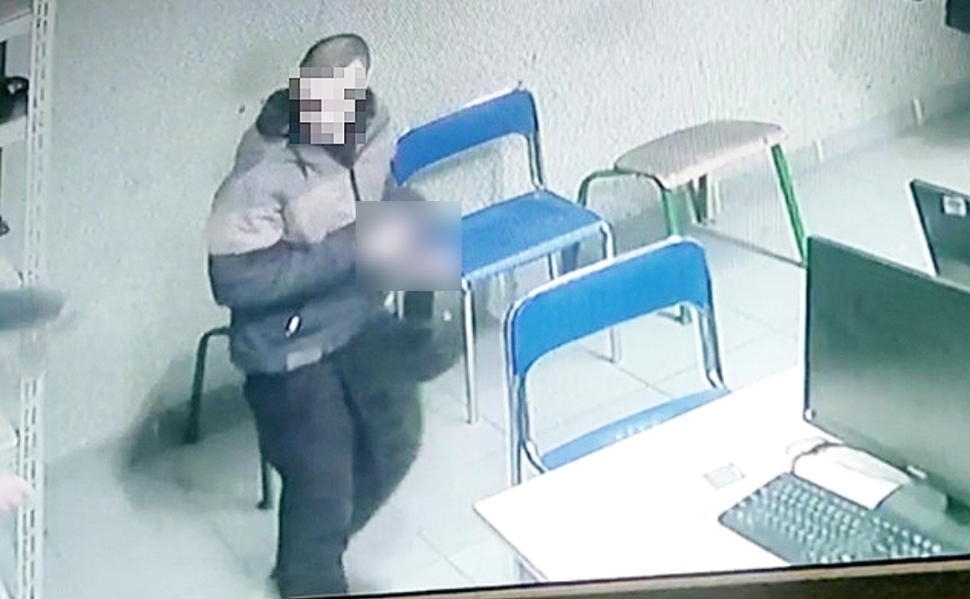 Zgłosił się na komendę z narkotykami