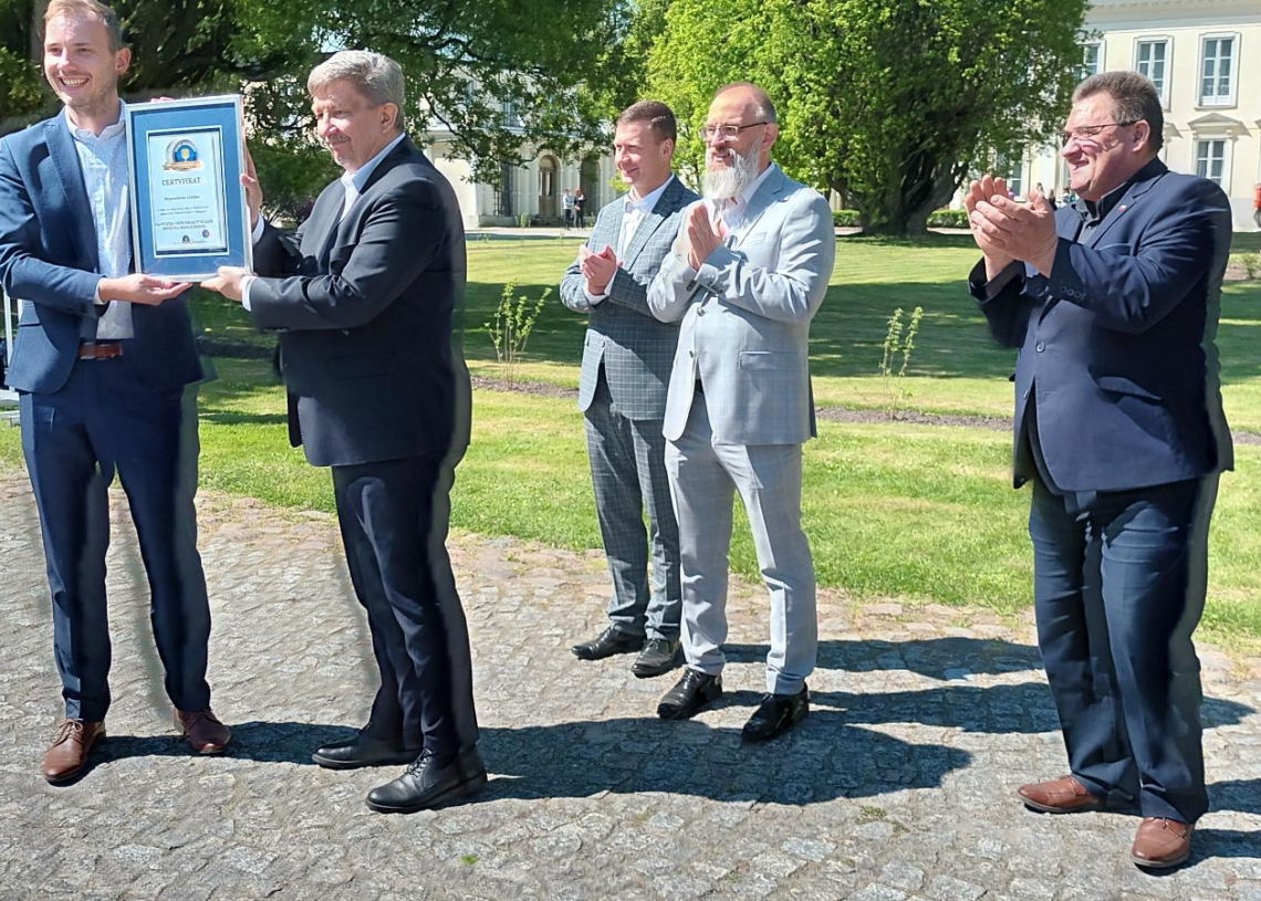 Łódzkie sieje łąkę kwietną. Czy uda się ustanowić Rekord Polski?