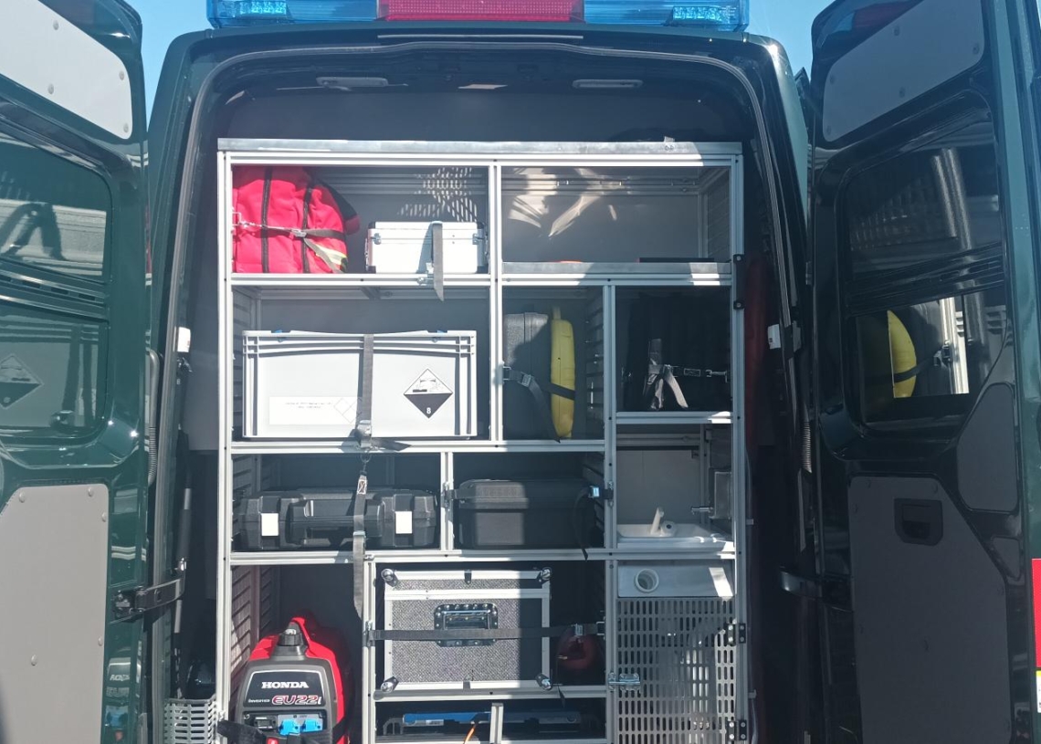 Inspekcja Transportu Drogowego odebrała w Kutnie 10 nowych furgonów [ZDJĘCIA]