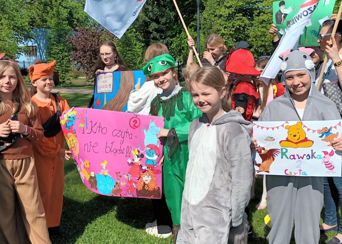 Akcja ”Z książką na walizkach” w Rawie Mazowieckiej
