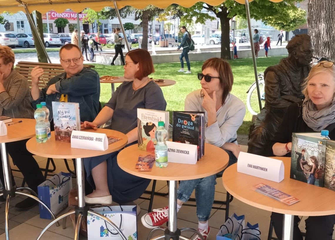 Akcja ”Z książką na walizkach” w Rawie Mazowieckiej