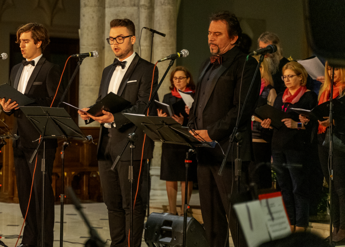 Koncert papieski w łódzkiej archikatedrze [ZDJĘCIA, WIDEO]