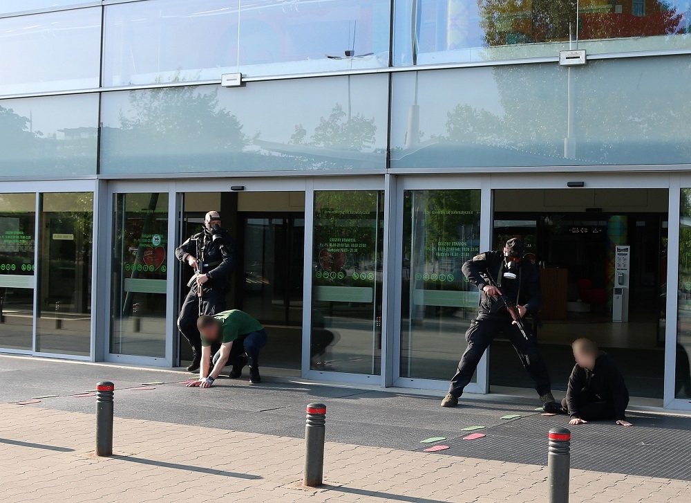 Atak terrorystów na centrum handlowe