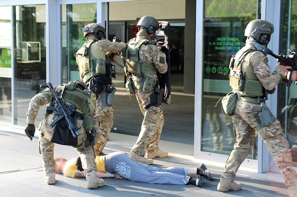 Atak terrorystów na centrum handlowe