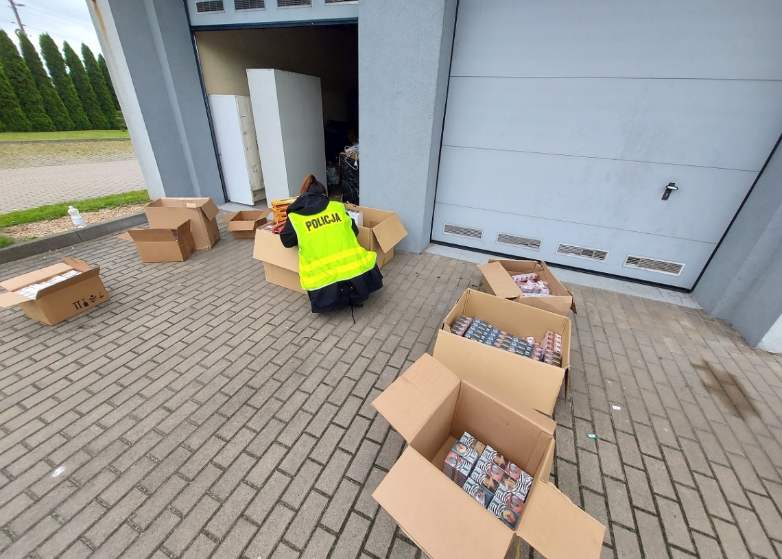 Zduńskowolanin, który posiadał papierosy bez polskich znaków akcyzy, uszczuplił Skarb Państwa na prawie 100 tys. zł