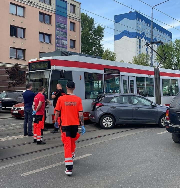 wypadek na Łagiewnickiej