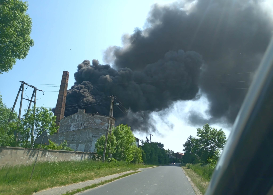 Pożar zbiorników z chemikaliami w miejscowości Łanięta