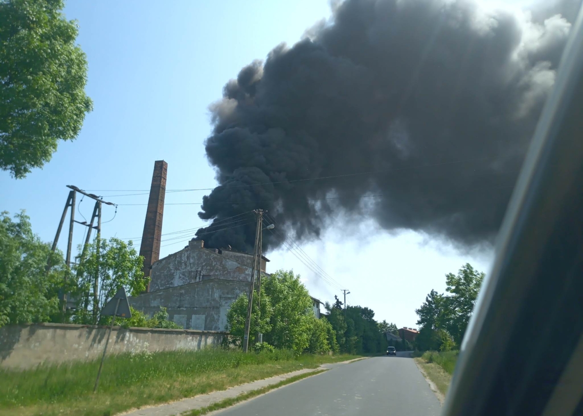 Pożar zbiorników z chemikaliami w miejscowości Łanięta