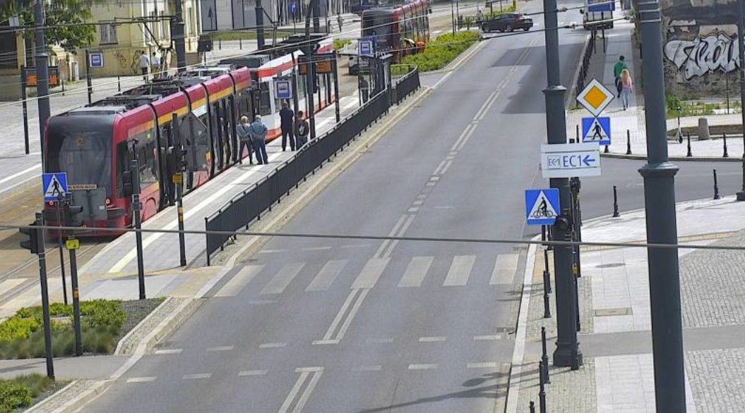 Zatrzymanie ruchu tramwajów na Kilińskiego. Opóźnienia na liniach 1 i 12 1 zatrzymanie ruchu tramwajów na Kilińskiego