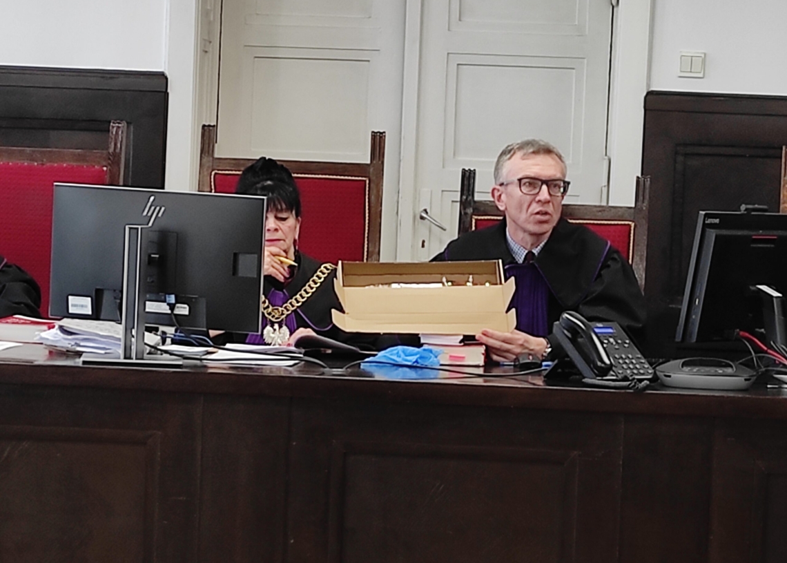 Zaatakował kolegę nożem kuchennym, bo ten pstrykał palcami [ZDJĘCIA]
