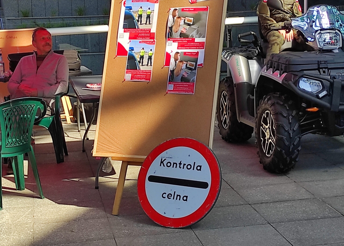 Festiwal Zawodów Mundurowych na Dworcu Łódź Fabryczna [ZDJĘCIA]