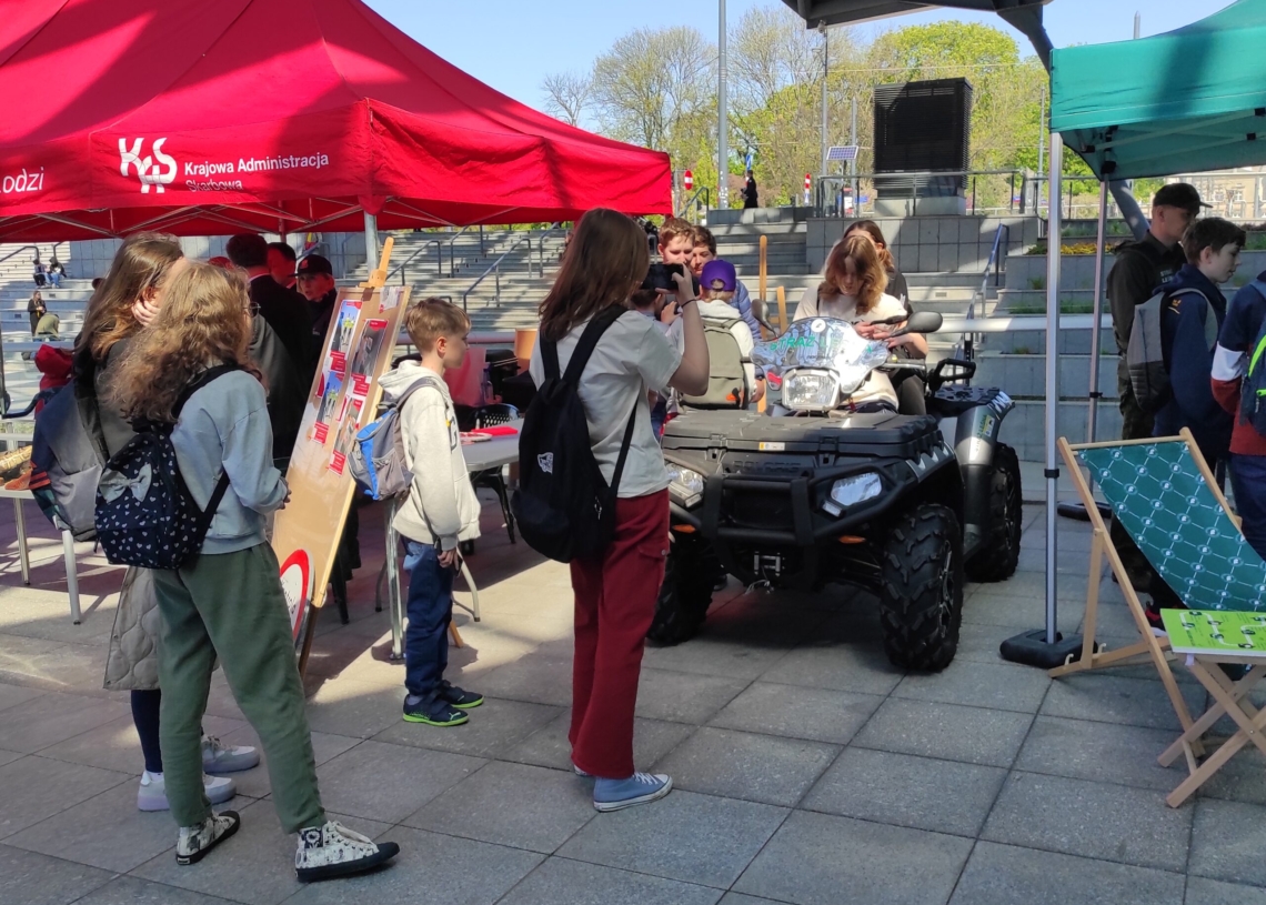 Festiwal Zawodów Mundurowych na Dworcu Łódź Fabryczna [ZDJĘCIA]