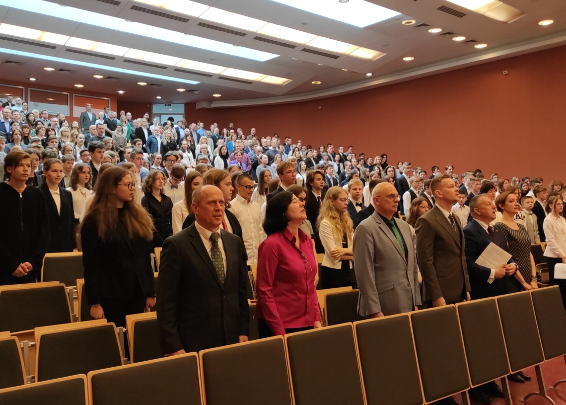 210 uczniów szkół podstawowych w Łódzkiem odebrało nagrody za najlepsze wyniki w wojewódzkich konkursach [ZDJĘCIA]