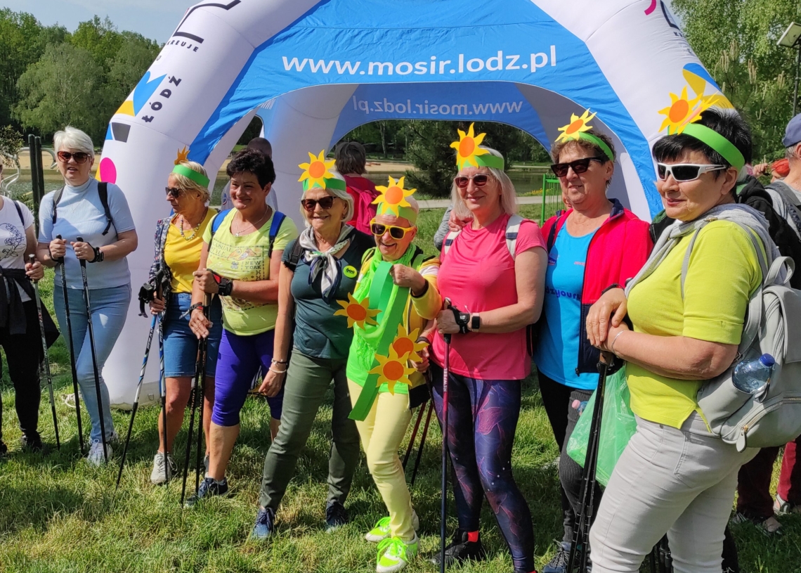 Marsz nordic walking w Arturówku