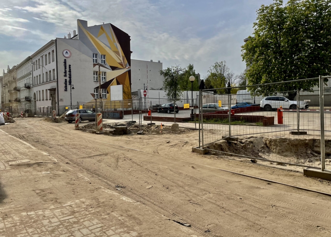 Jak postępuje modernizacja Legionów? Minęło 5 miesięcy od rozpoczęcia prac [ZDJĘCIA + WIDEO]