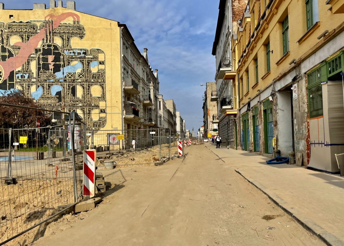 Jak postępuje modernizacja Legionów? Minęło 5 miesięcy od rozpoczęcia prac [ZDJĘCIA + WIDEO]