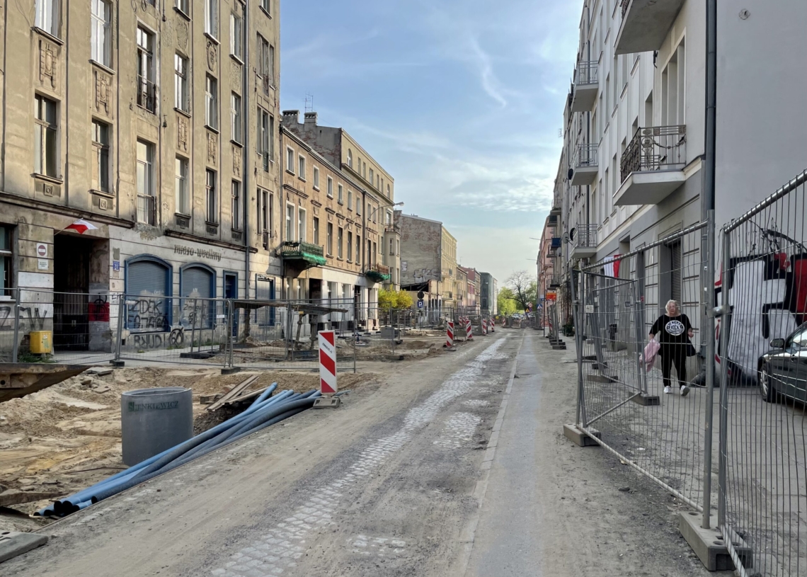 Jak postępuje modernizacja Legionów? Minęło 5 miesięcy od rozpoczęcia prac [ZDJĘCIA + WIDEO]