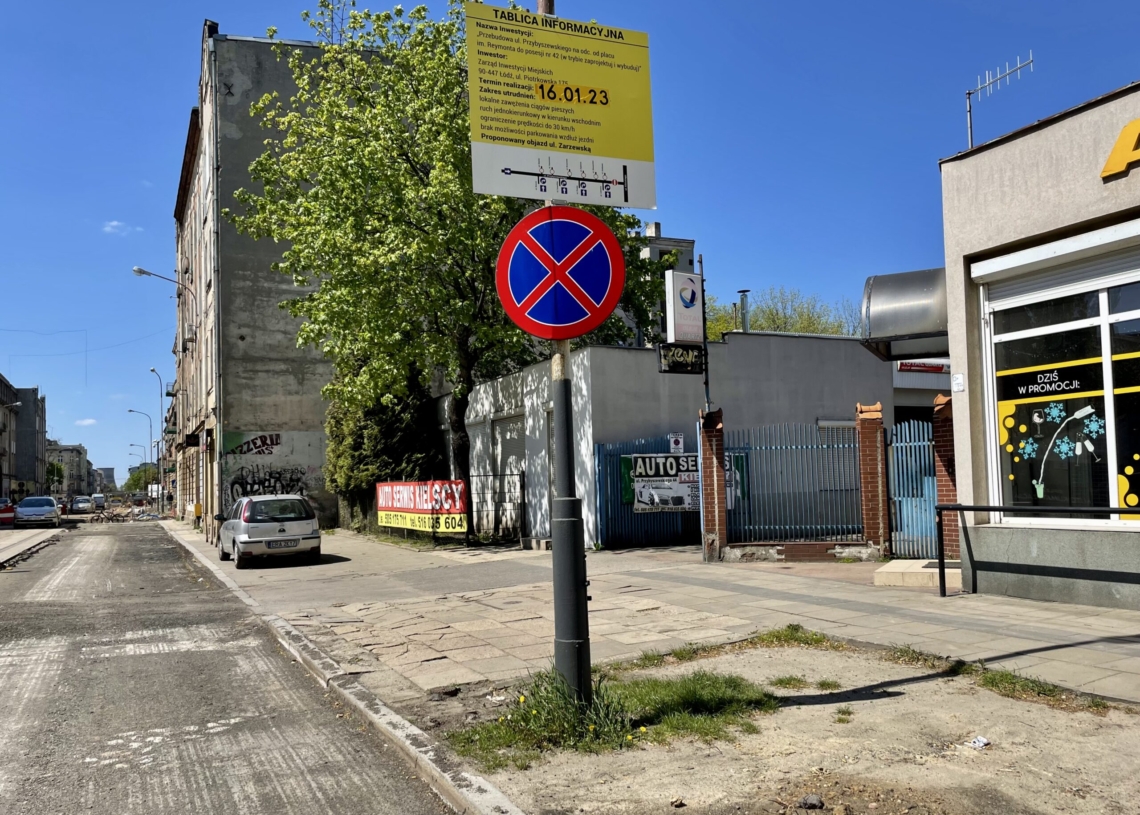 Mija miesiąc od rozpoczęcia modernizacji drugiej części Przybyszewskiego. Jak postępują prace? [ZDJĘCIA + WIDEO]