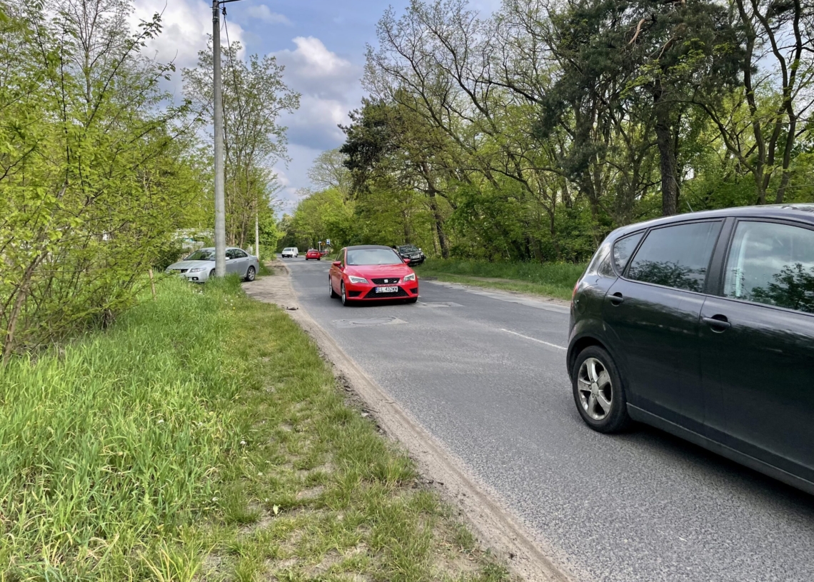 Cztery firmy chcą wybudować i przebudować drogi dojazdowe do S14, w tym Rąbieńską [ZDJĘCIA]