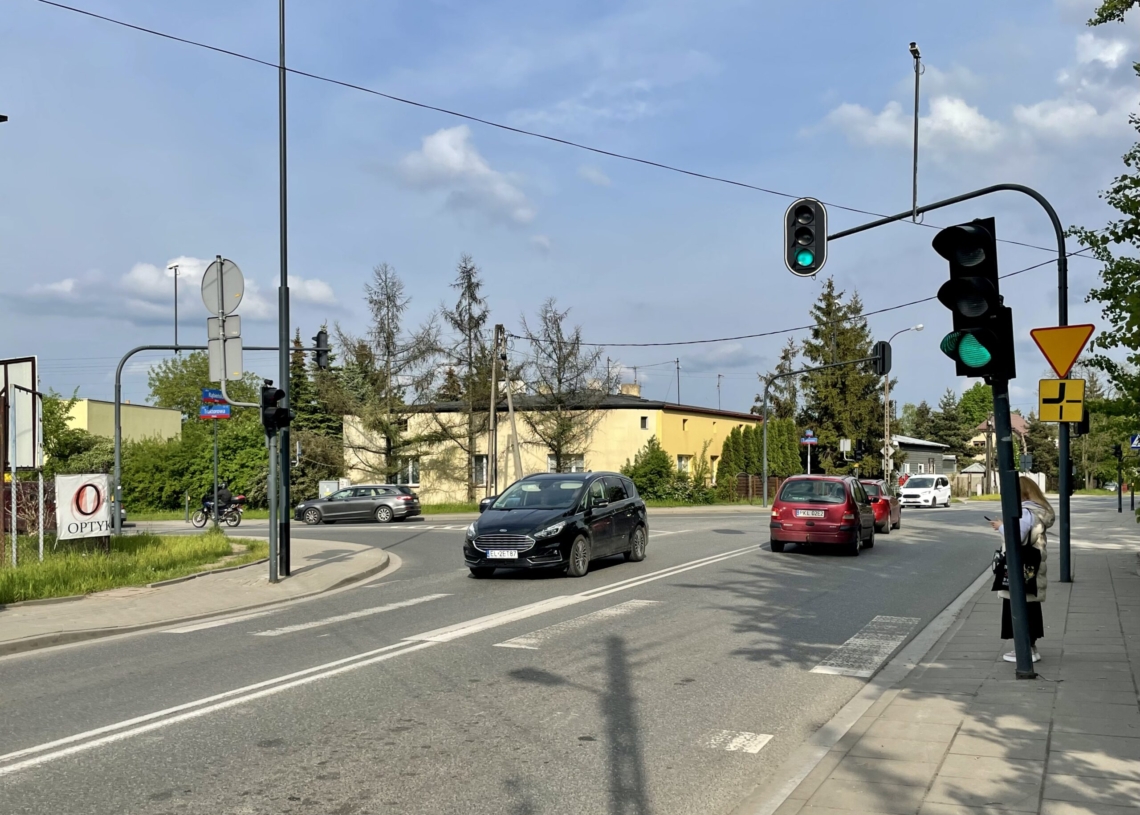 Cztery firmy chcą wybudować i przebudować drogi dojazdowe do S14, w tym Rąbieńską [ZDJĘCIA]