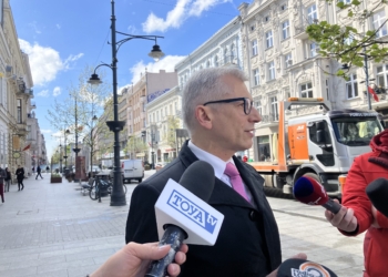 Posłowie PiS wnieśli do Sejmu projekt nowelizacji ustawy i postępowania przed Trybunałem Konstytucyjnym. Senator Kwiatkowski: To targi polityczne