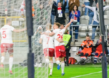 ŁKS Łódź - Wisła Kraków 3:2. ŁKS wygrywa w hicie Fortuna 1. Ligi