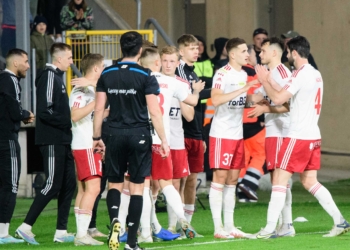 Piłkarze ŁKS-u mogą być już jedną nogą w ekstraklasie