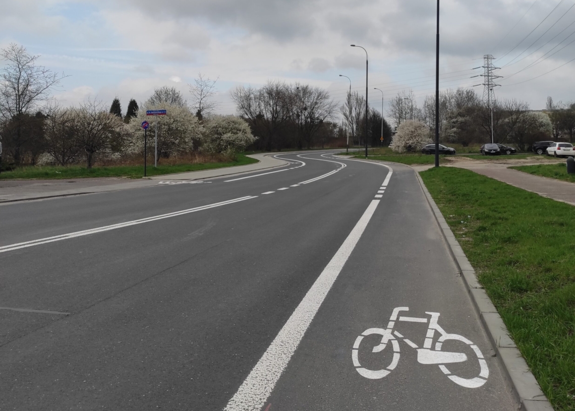 Nowe pasy rowerowe na Lodowej