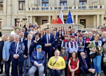 Ponad 40 osób i organizacji odznaczonych „Za Zasługi Dla Miasta Łodzi” 6 Odznaczeni Za Zasługi dla Miasta Łodzi