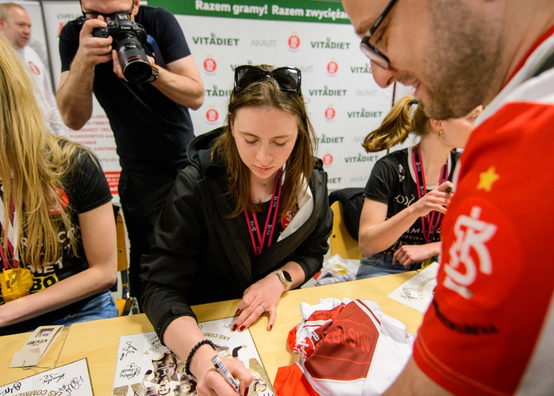 Łódzkie Wiewióry świętują z kibicami