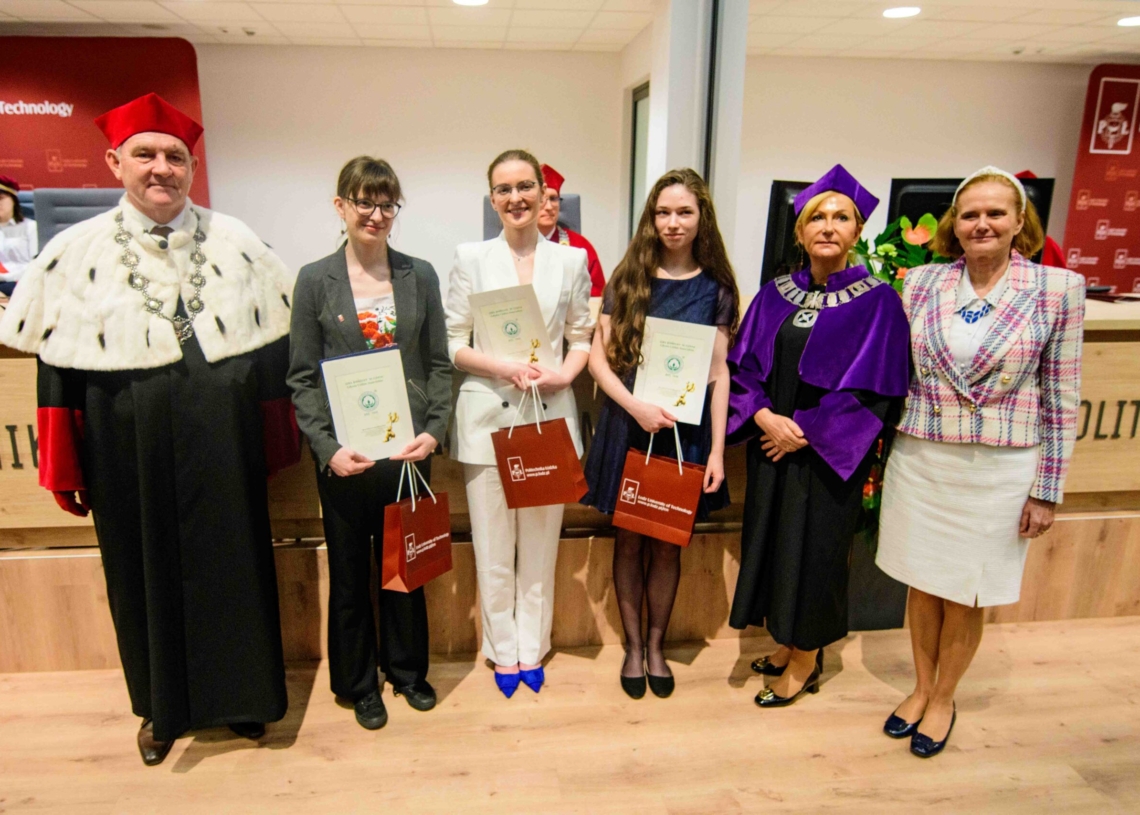 78 lat Politechniki Łódzkiej. Uroczyste posiedzenie senatu uczelni