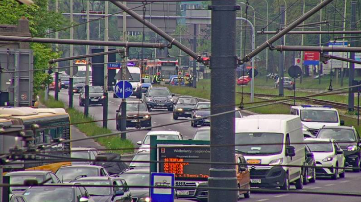 Kolizja 3 samochodów na Włókniarzy w Łodzi