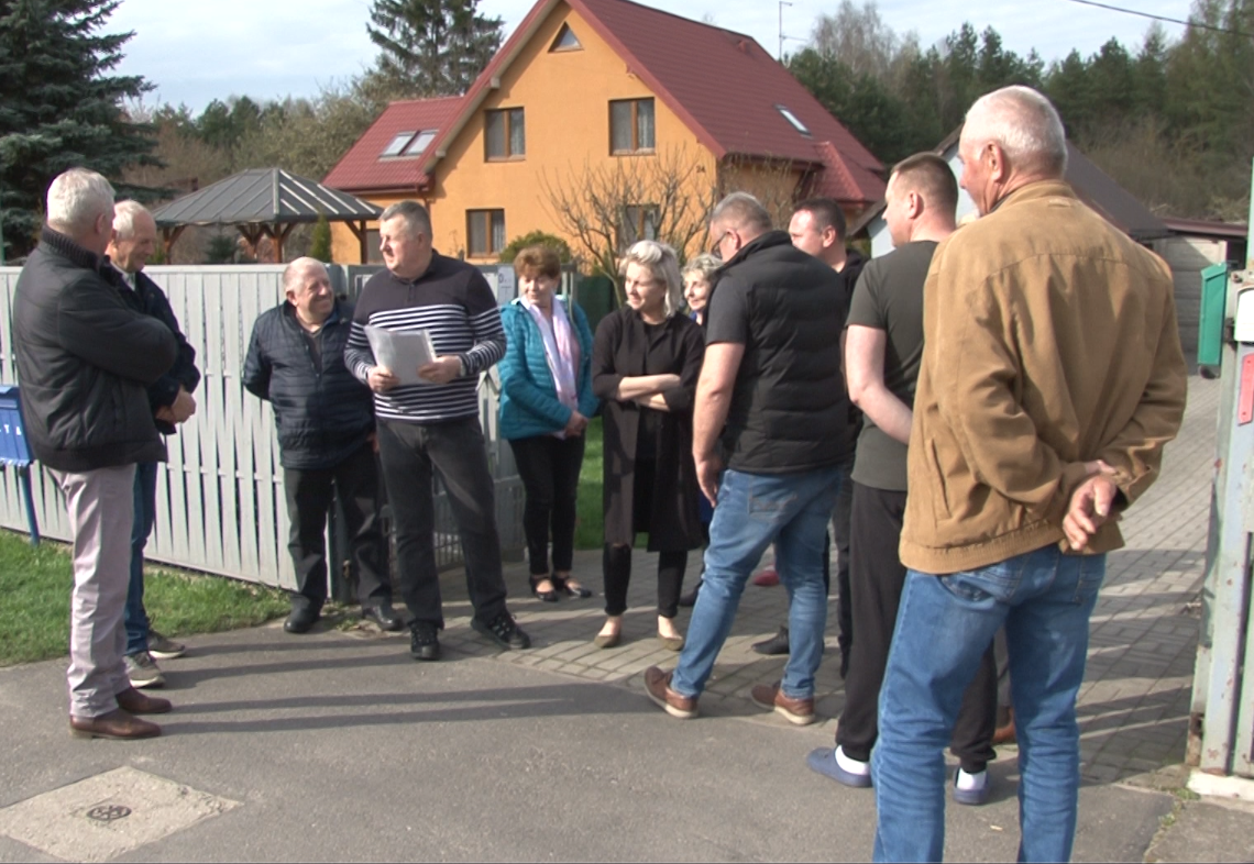 Skargi mieszkańców wsi Poręby na pobliski zakład