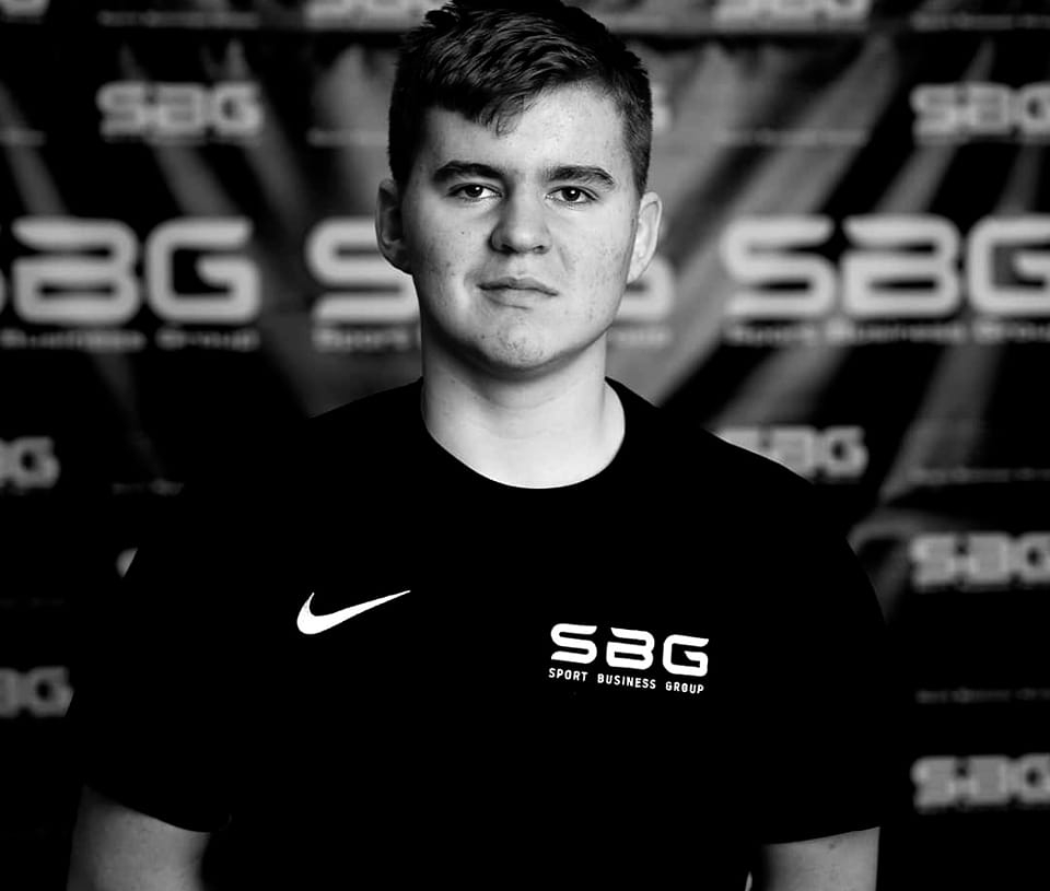 Jakub Zarychta spocznie na Kurczakach. Pogrzeb 14-letniego sportowca w poniedziałek 1 Jakub Zarychta nie żyje. Zostanie pochowany na łódzkich Kurczakach