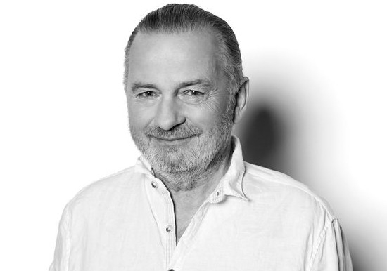 Maciej Kujawski nie żyje. Aktor przez ponad 20 lat użyczał głosu Kubusiowi Puchatkowi 1 Maciej Kujawski nie żyje