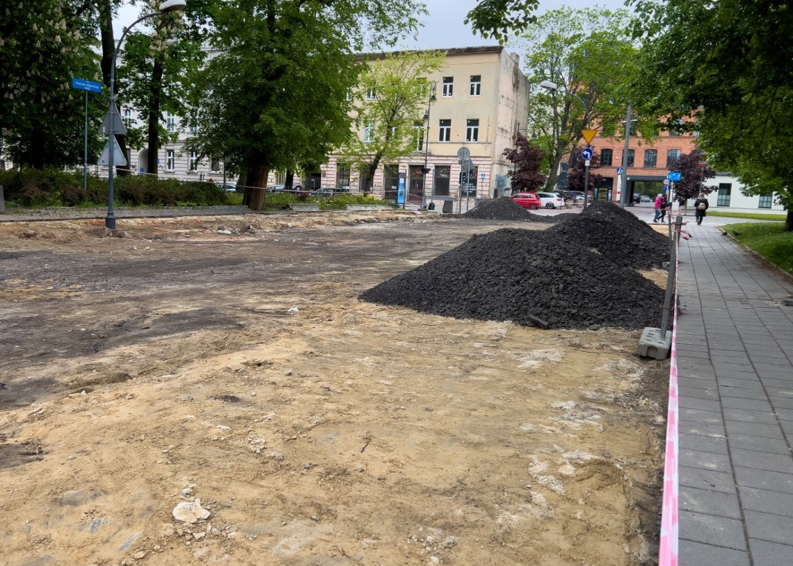 Placu Komuny Paryskiej