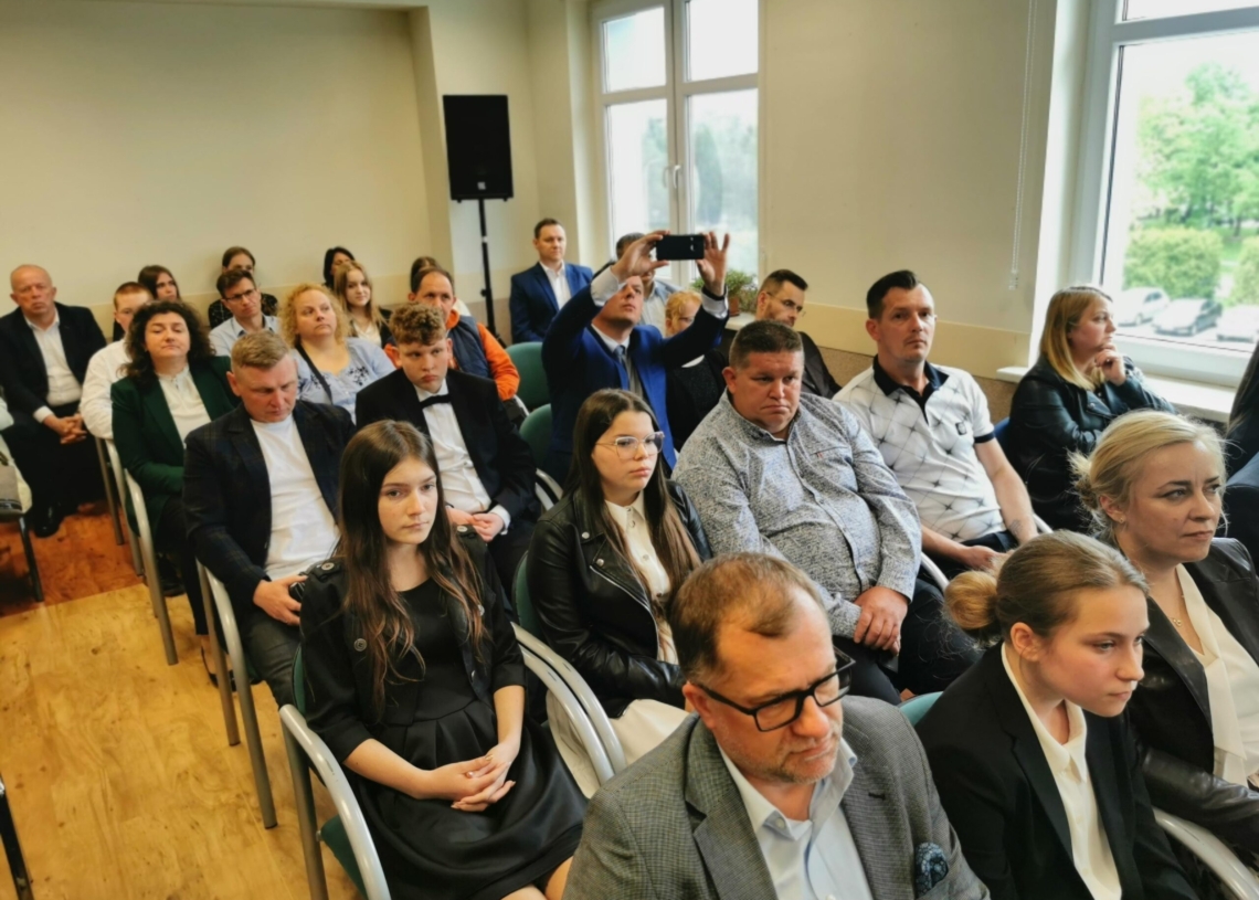 Sieradz: nagrodzono laureatów Wojewódzkiego Konkursu „Żołnierze Wyklęci – niezłomni obrońcy Rzeczypospolitej” [ZDJĘCIA]