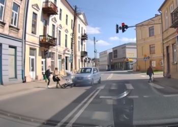 Piotrków Trybunalski. Nie ustąpiła pierwszeństwa matce z dzieckiem