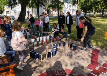 Książkowe domino w Zduńskiej Woli 4 Książkowe domino w Zduńskiej Woli