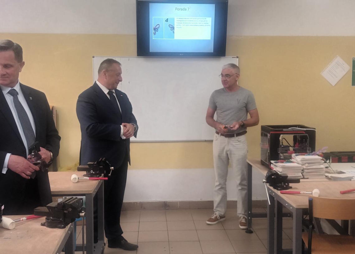 Program Laboratoria Przyszłości. 250 tys. zł trafiło do Zespołu Szkół Integracyjnych w Skierniewicach