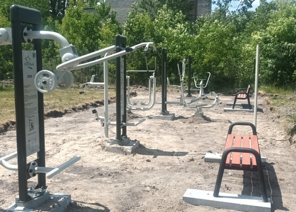 Unikalny plac zabaw dla niepełnosprawnych osób powstaje w Skierniewicach przy siedzibie Wspólnej Troski