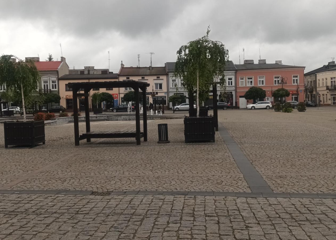 Program odbetonowania miast. Przebudowa rynku w Skierniewicach rozpocznie się jesienią